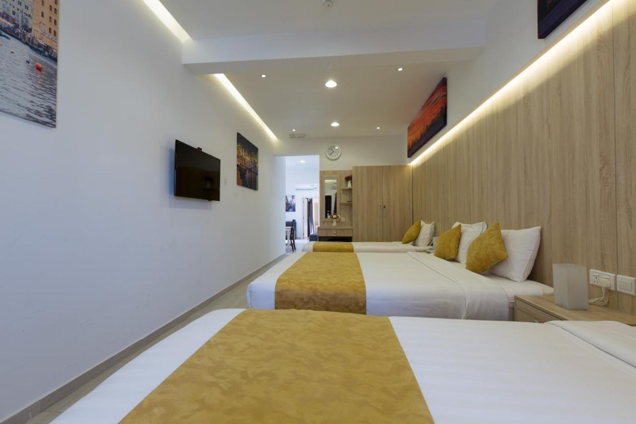 24 Gold Hotel Dubai Exterior photo